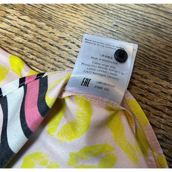 Luisa Cerano 100% Silk Blouse Yellow Pink Stripe Black Lip Design Sz 14 Mob Wife - Picture 7 of 11
